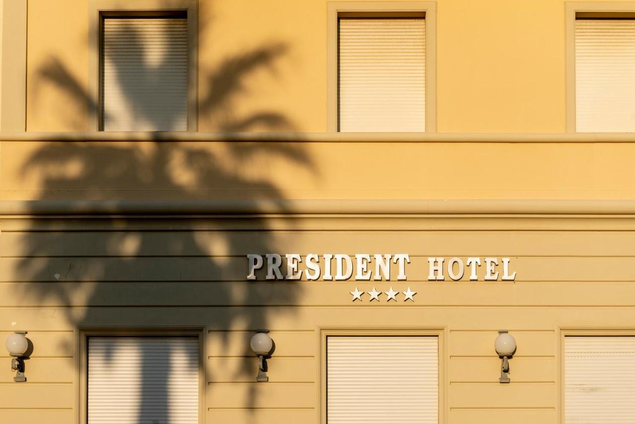 Hotel President ヴィアレッジョ エクステリア 写真